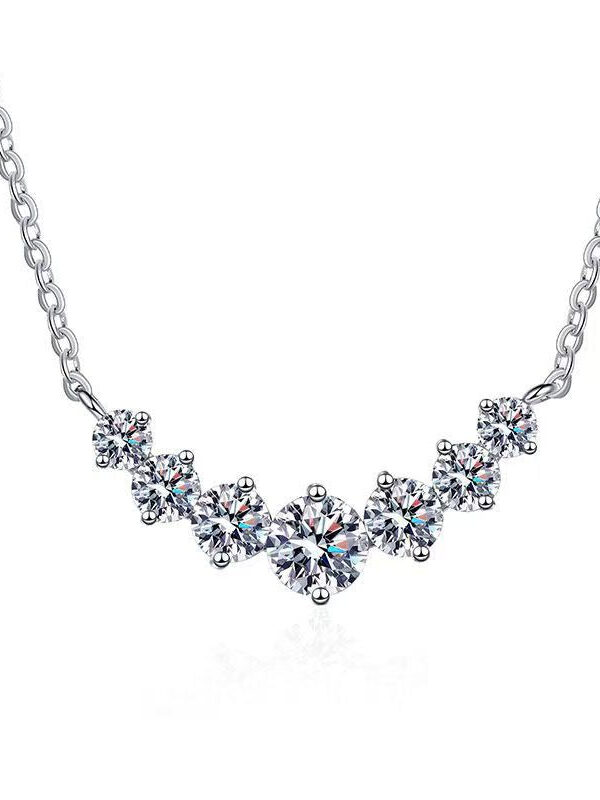 The Arc: 5.0ct of Unapologetic Brilliance